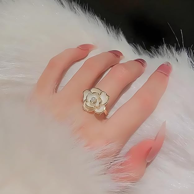 Premium Flower Shape Ring