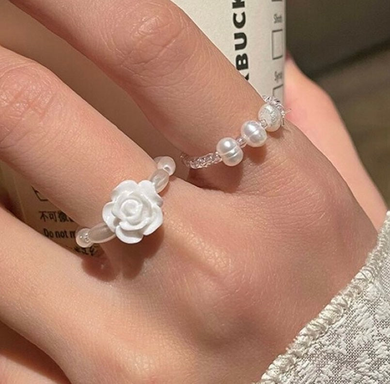 Flower Shape Finger Ring