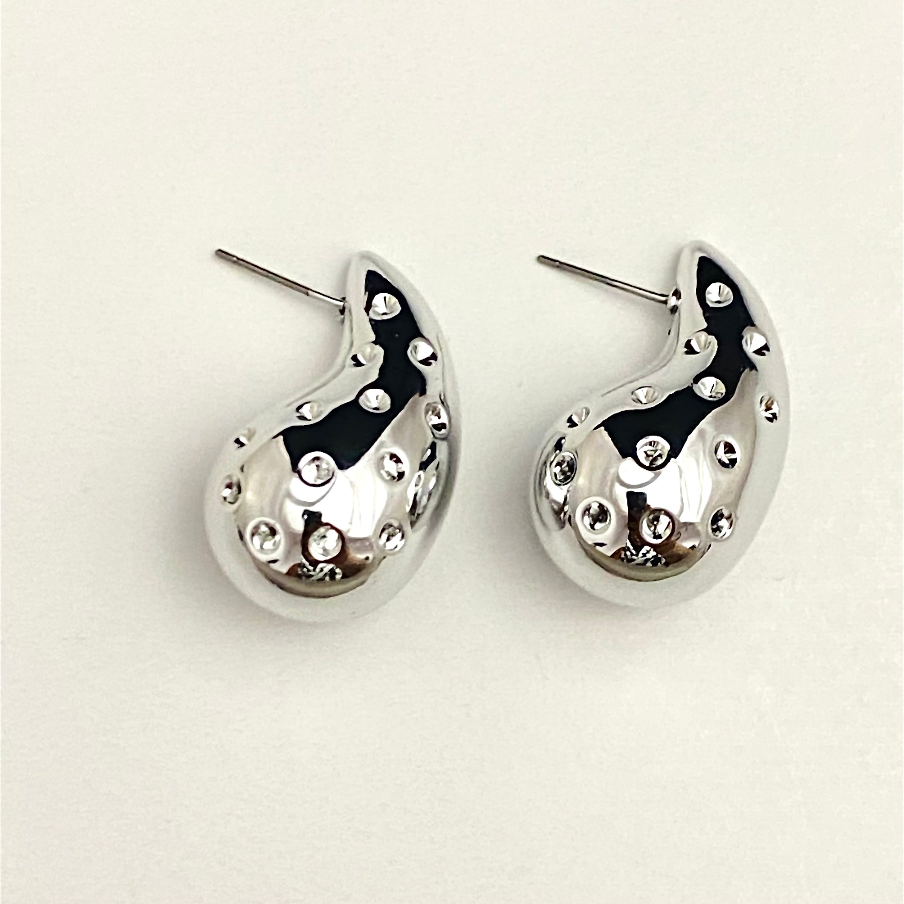 Chunky Silver Tear Drop Korean Hoop Earring