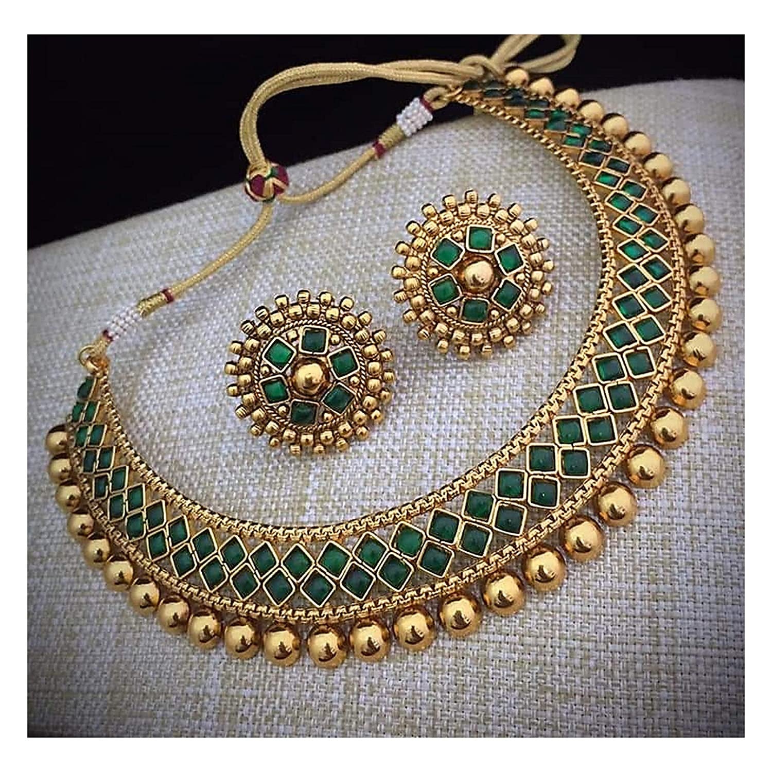 Traditional Green Kemp Stone Gold-Plated Necklace Set