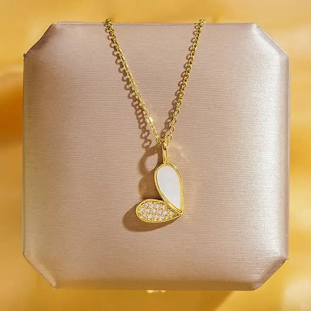 Anti Tarnish Heart pendant chain for girls