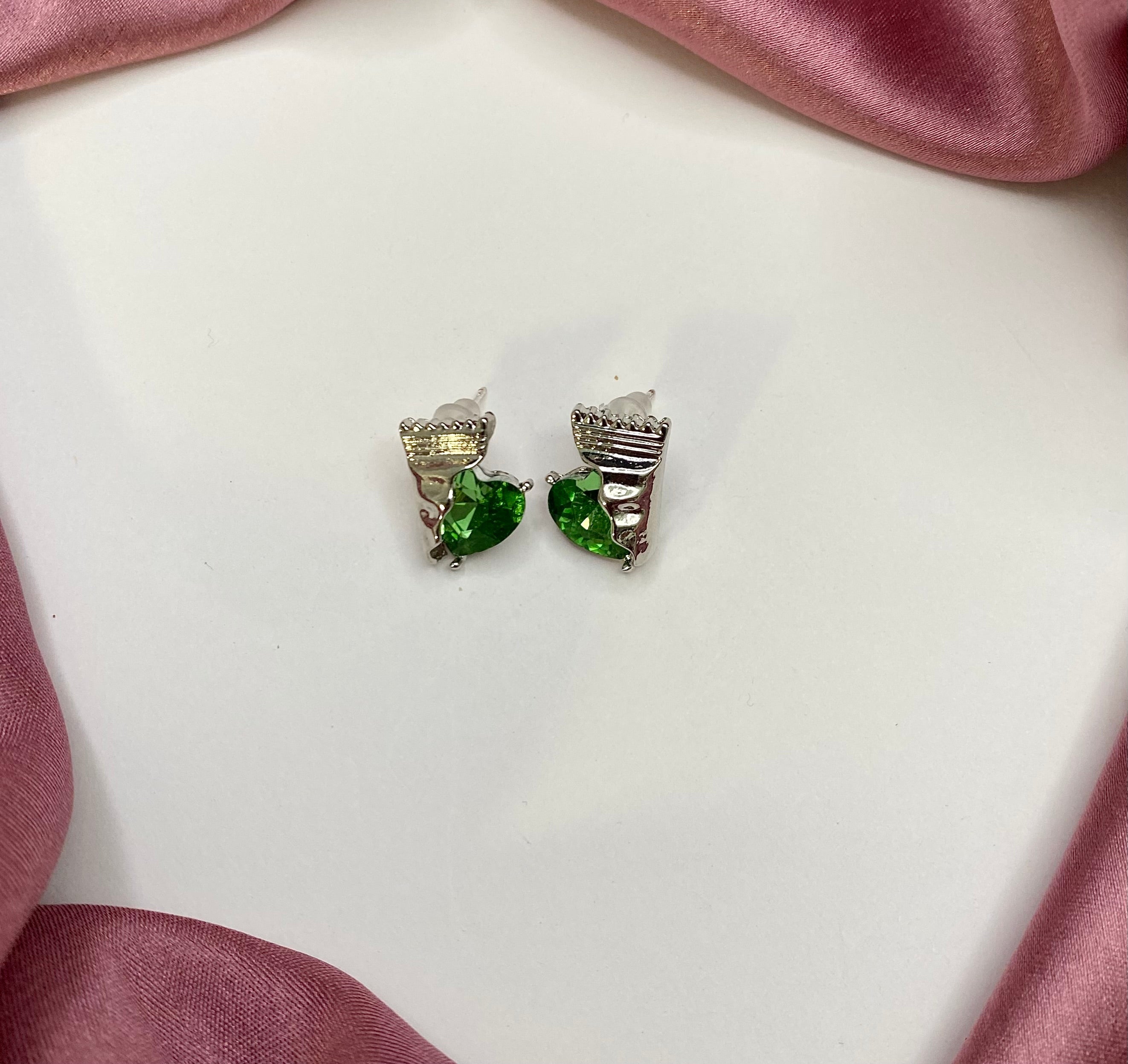 Korean Asymmetrical Green Heart Stud