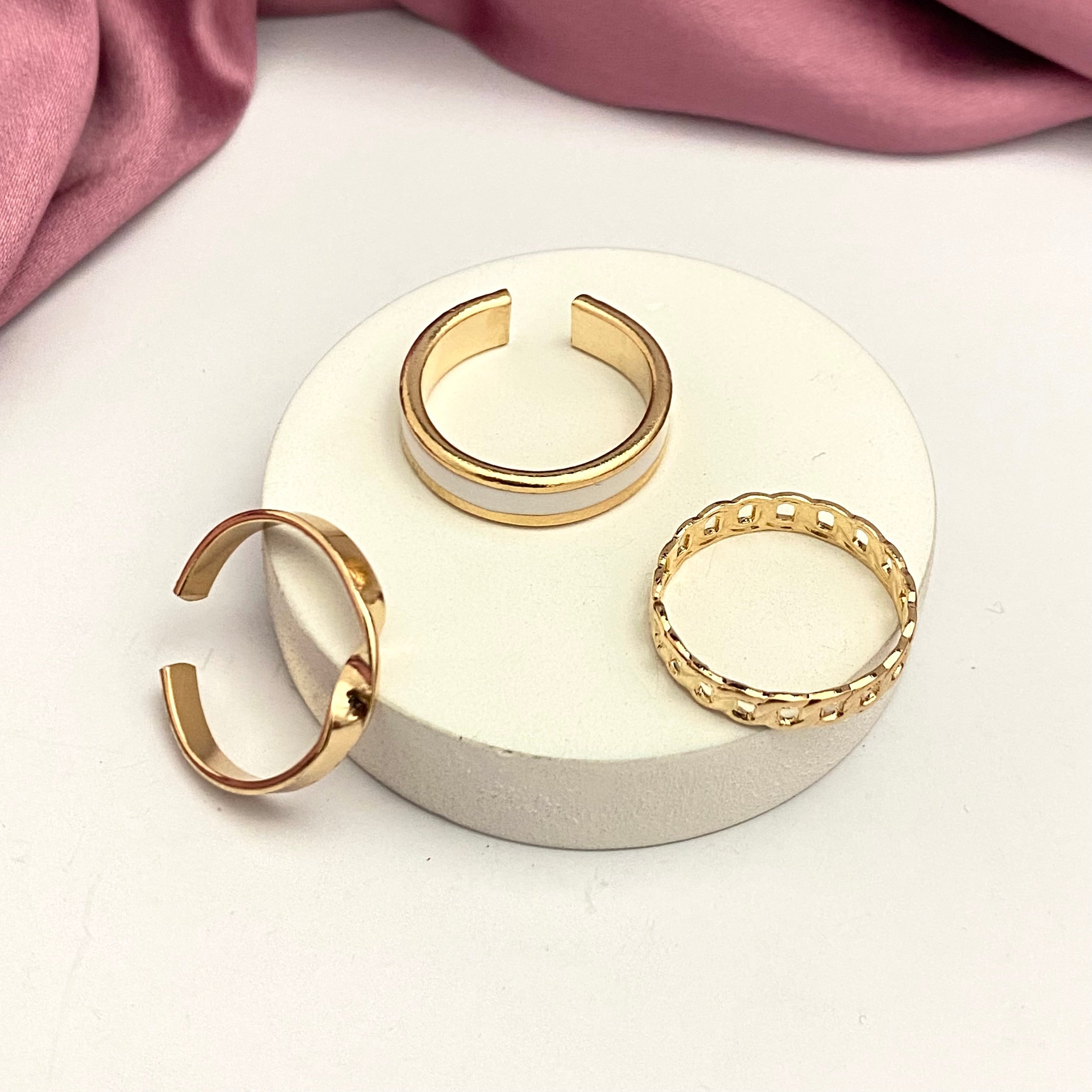 Set of 3 Adjustable Rings - Golden – Glossy Lust